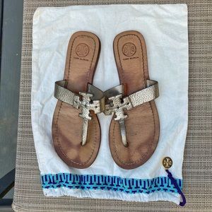 Tory Burch leather sandals with bag